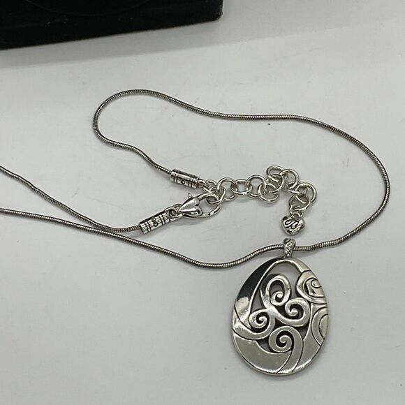Brighton Mingle Pendant Necklace - Picture 3 of 6